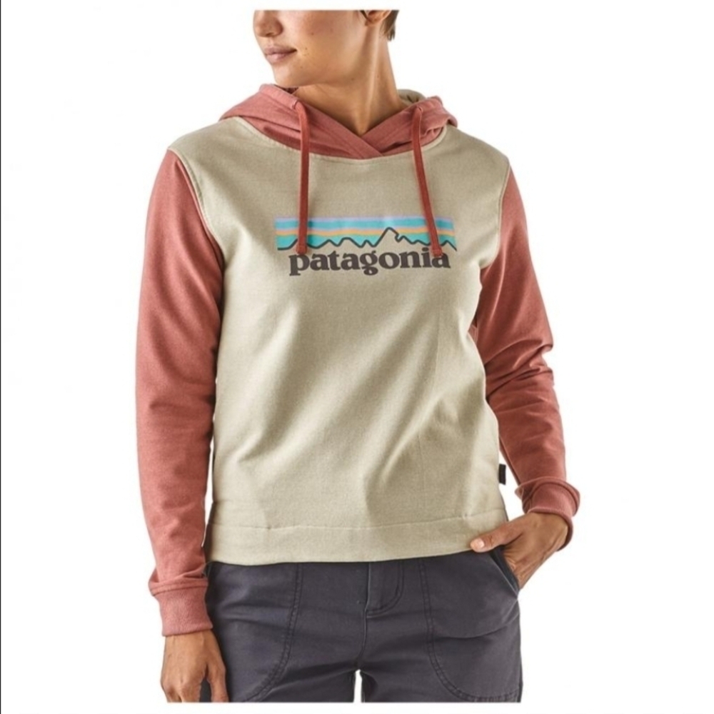 Patagonia Women's Two-Tone Hoodie - Cream and Pink